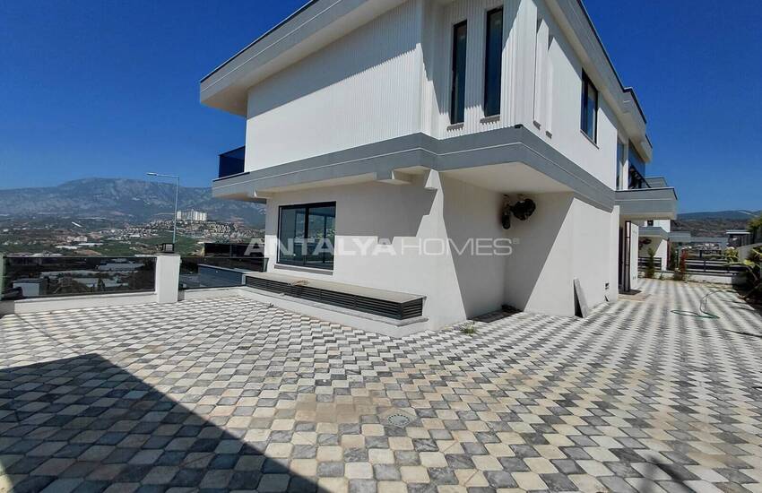 Villas Vue Sur Château Et Mer Avec Piscines Privées À Alanya 6