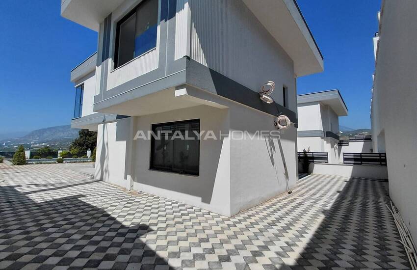 Villas Vue Sur Château Et Mer Avec Piscines Privées À Alanya 5