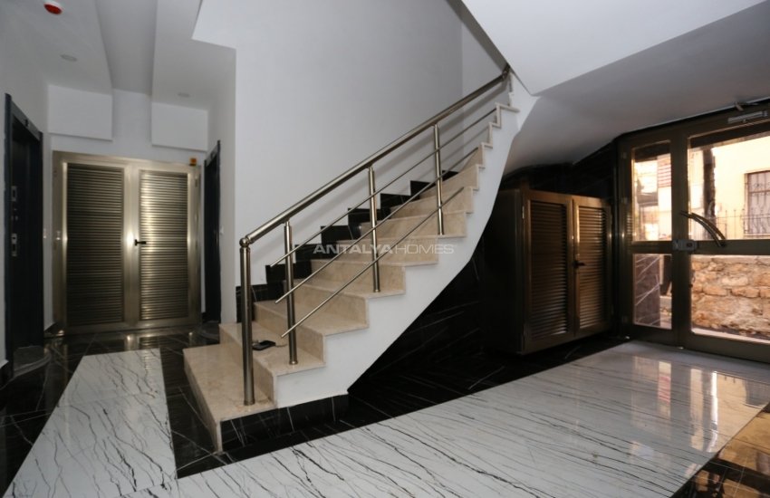 Investment Apartments Close to Social Amenities in Muratpasa 6