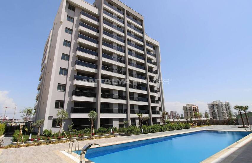 Luxury Real Estate for Sale Near Shopping Centers in Antalya