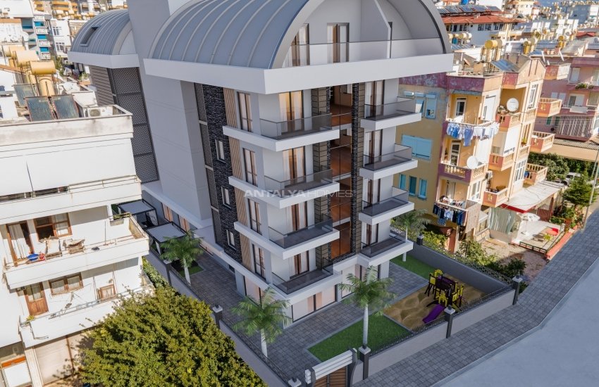 Modern Design Apartments Close to Amenities in Alanya Center 2
