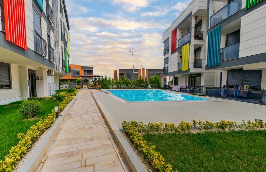 Properties in a Well-maintained Complex in Antalya Muratpasa 3