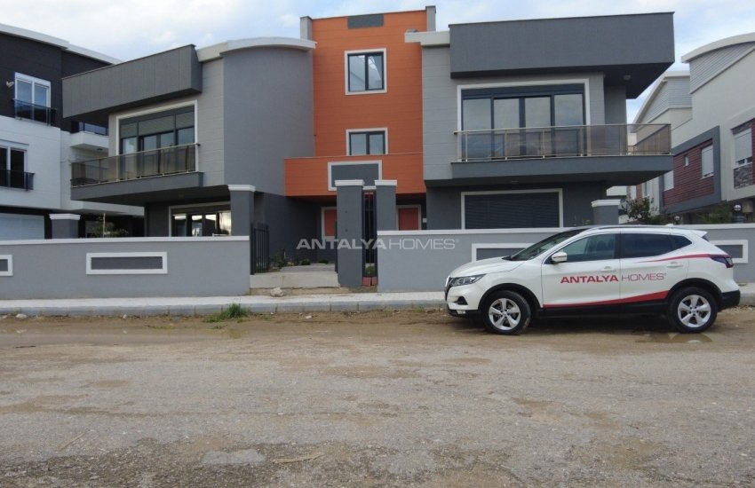 Homely and Comfortable Duplex Apartment in Antalya Guzeloba 1