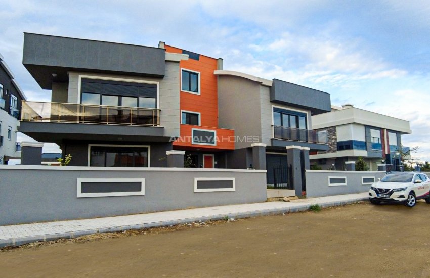 Homely and Comfortable Duplex Apartment in Antalya Guzeloba 2