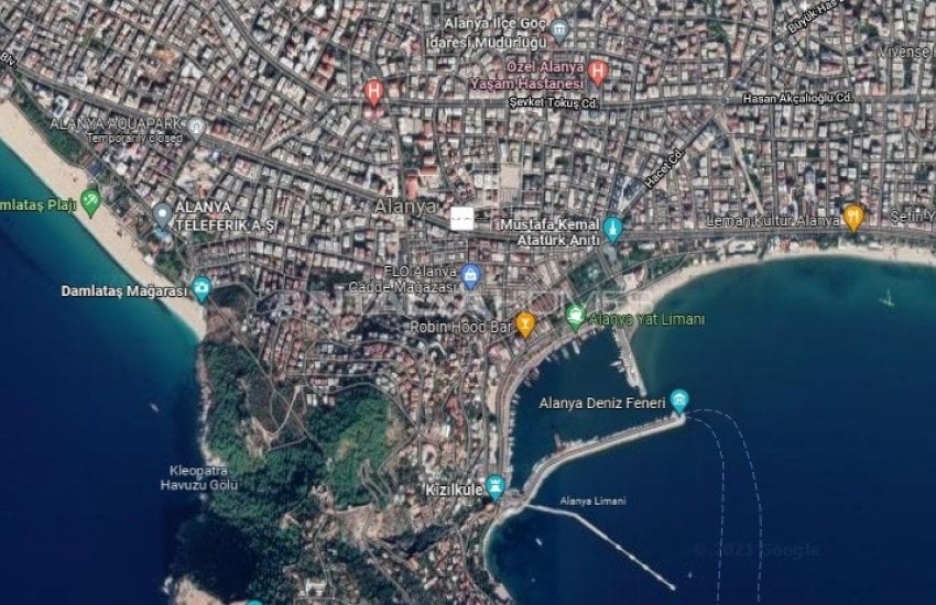 مغازه واقع در مرکز در یک منطقه خرید در آلانیا 2