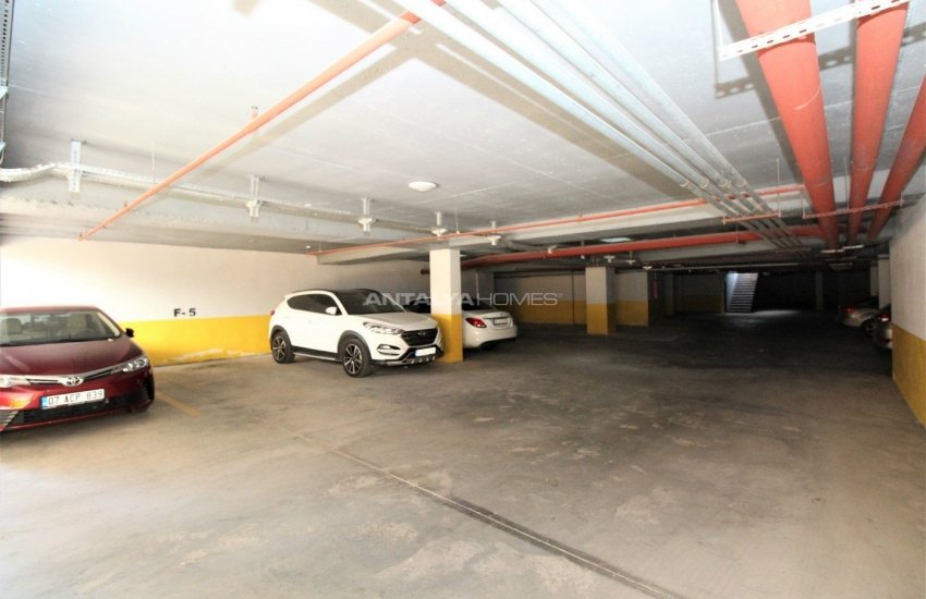 Panoramic View Chic Apartment in a Complex in Antalya Kepez 10