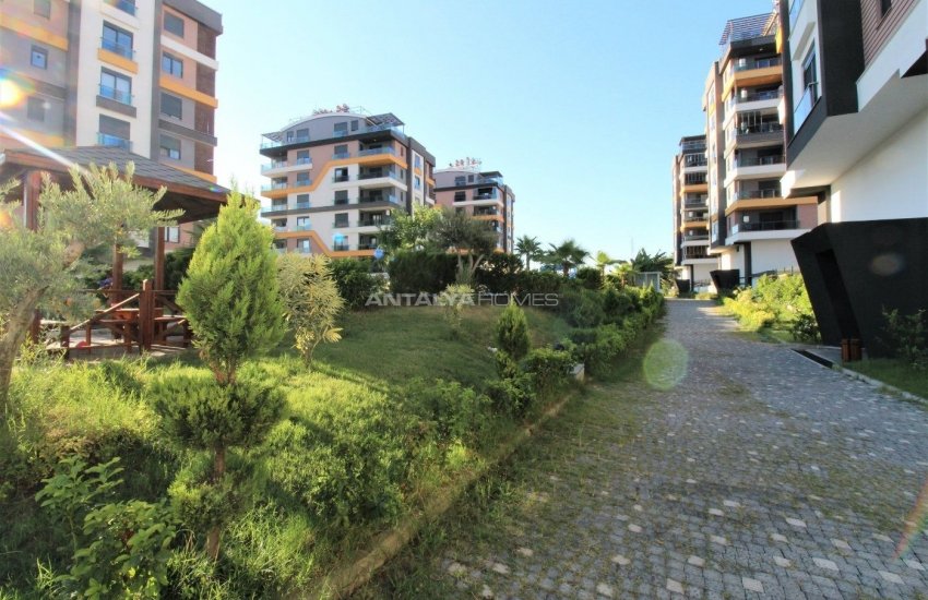 Panoramic View Chic Apartment in a Complex in Antalya Kepez 3