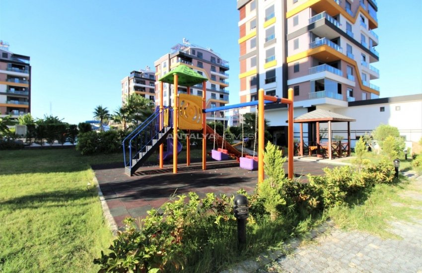 Panoramic View Chic Apartment in a Complex in Antalya Kepez 5