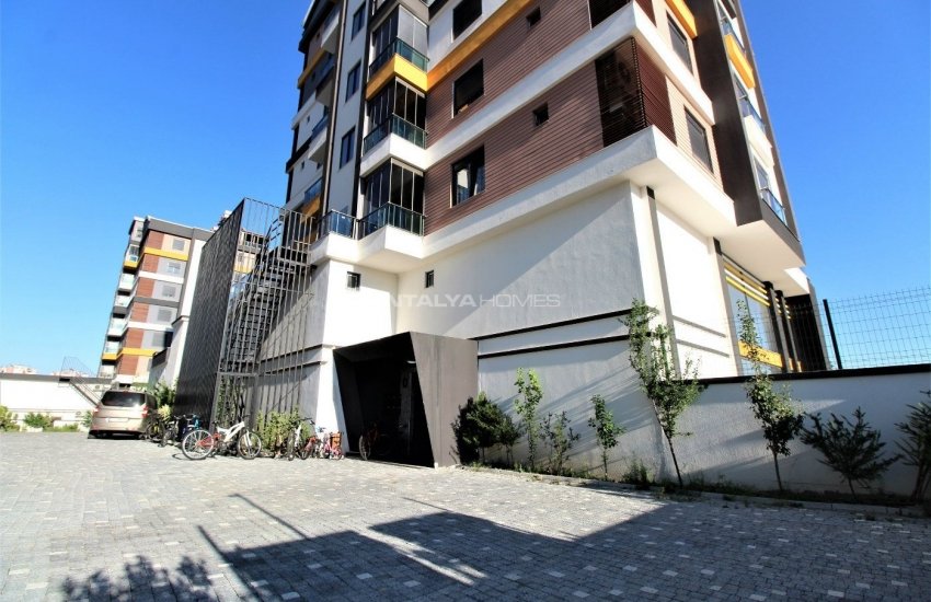 Panoramic View Chic Apartment in a Complex in Antalya Kepez 8