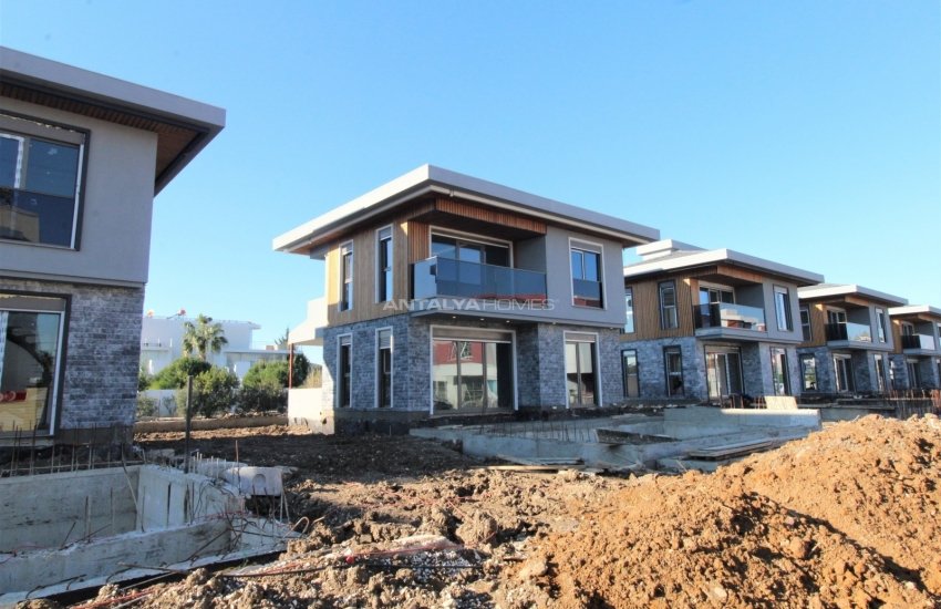 Villas with Contemporary Designs and Private Garden in Belek 2