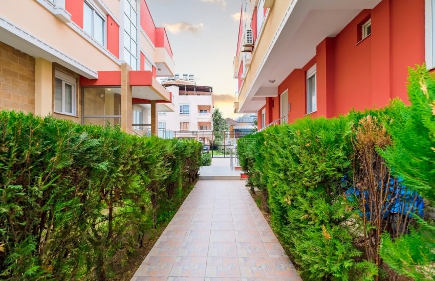 Sea View Aparthotel Close to the Airport in Muratpasa 3