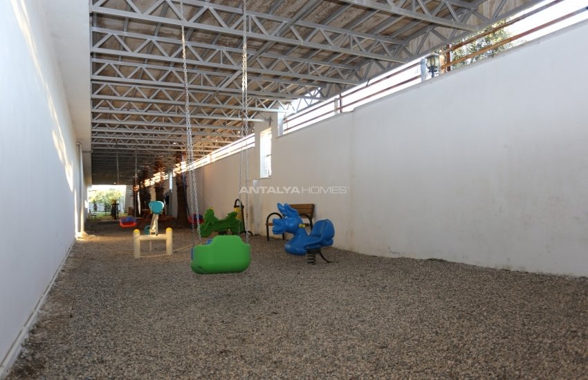 Luxury Apartments with Rich Interior Features in Konyaalti 10