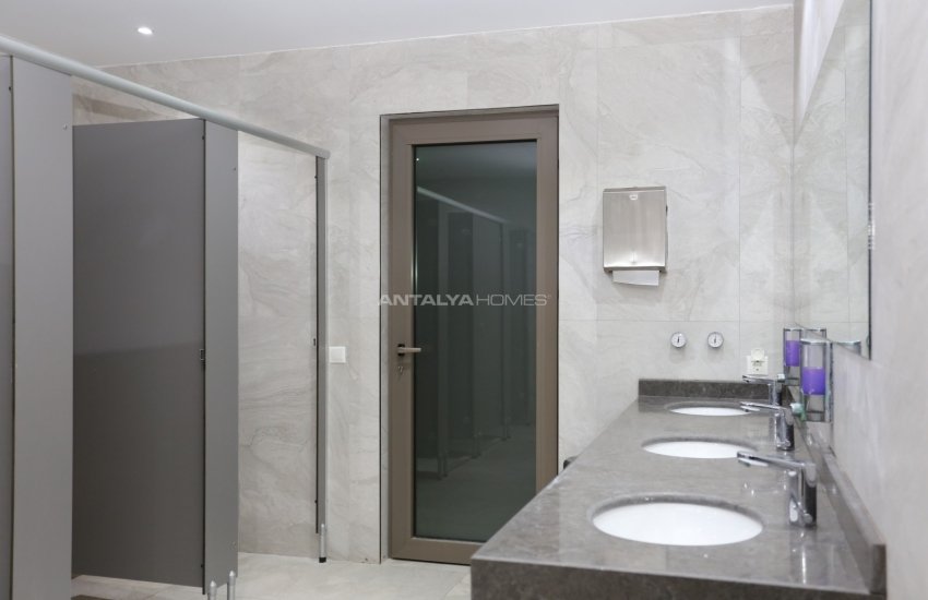 Flats with Sea and Mountain Views in Antalya Konyaalti 40