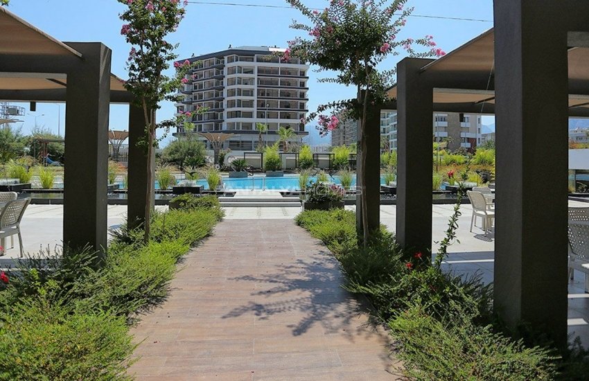Flats with Sea and Mountain Views in Antalya Konyaalti 9