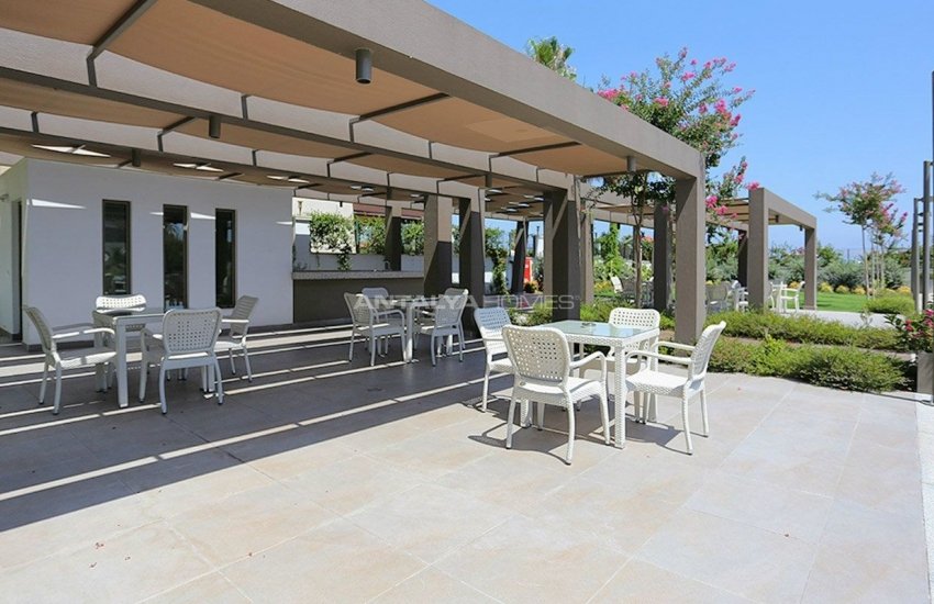 Flats with Sea and Mountain Views in Antalya Konyaalti 10