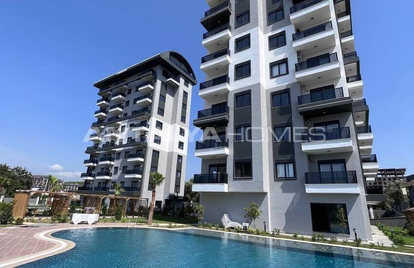 Apartments in a Complex with Social Activities in Alanya