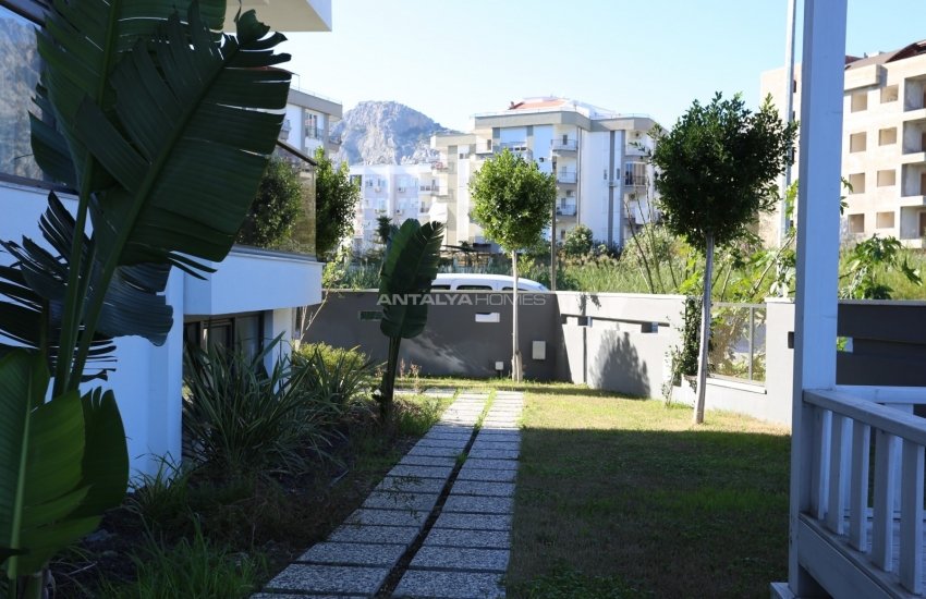 Stylish Flats in a Complex with Swimming Pool in Konyaalti 12