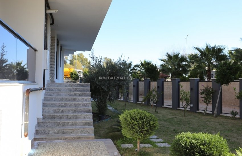 Stylish Flats in a Complex with Swimming Pool in Konyaalti 6