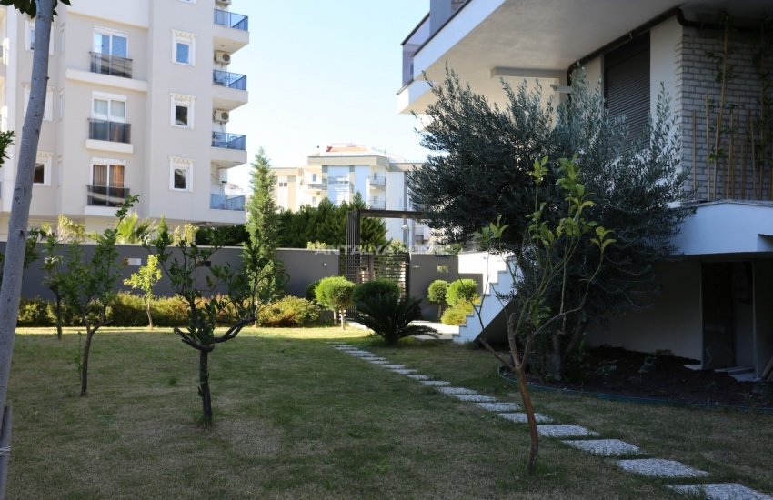 Stylish Flats in a Complex with Swimming Pool in Konyaalti 10