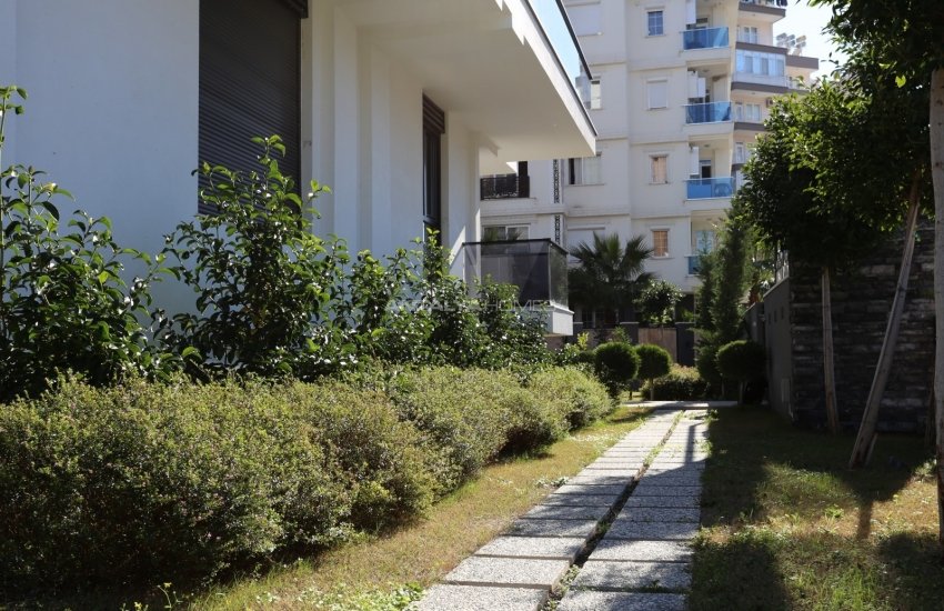 Stylish Flats in a Complex with Swimming Pool in Konyaalti 11