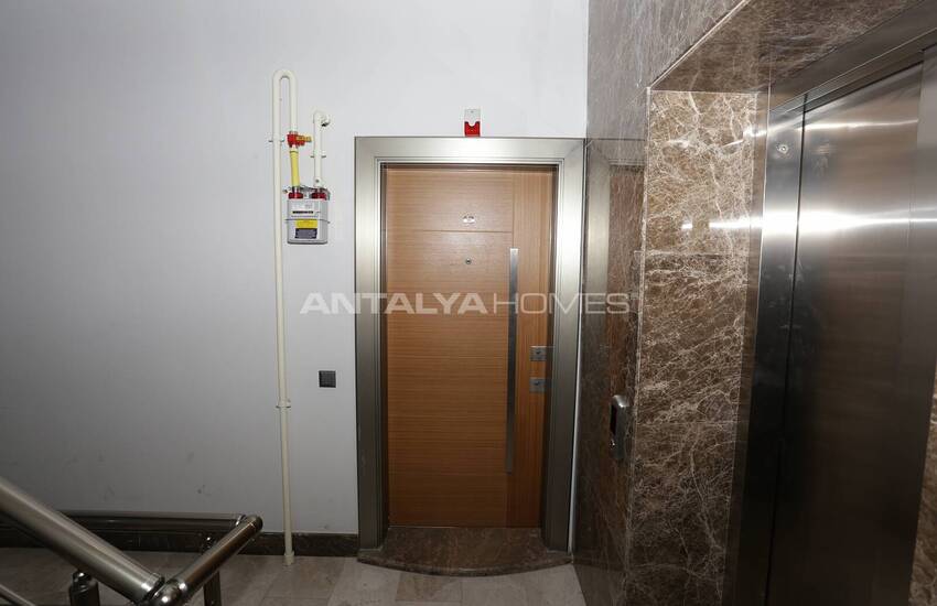 Yeşilbahçe’de Sosyal Olanaklara Yakın Lüks Daire 3