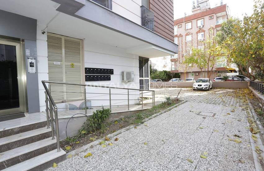 Yeşilbahçe’de Sosyal Olanaklara Yakın Lüks Daire 7