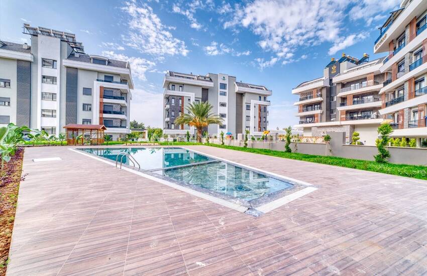 Neue Wohnungen In Einer Wohnanlage Mit Schwimmbad In Alanya 1