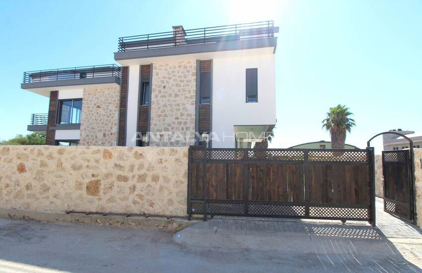 Antalya Belek'te Özel Bahçeli ve Havuzlu Modern Villalar 7