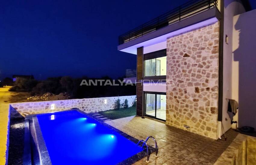 Antalya Belek'te Özel Bahçeli ve Havuzlu Modern Villalar 12