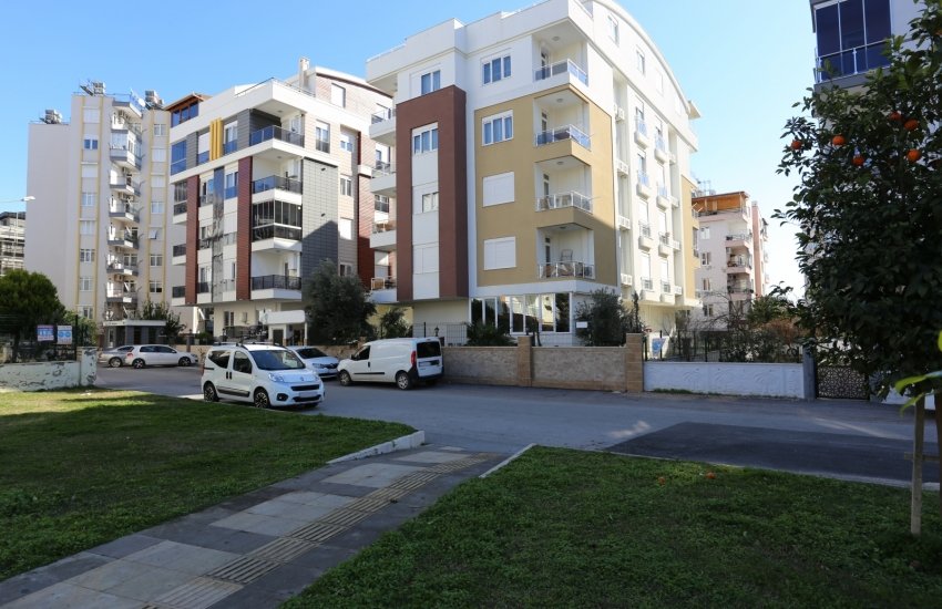 Appartement À Antalya Vue Montagnes En Complexe Avec Piscine