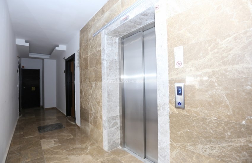 Well-maintained and Furnished Flat in Fevzi Cakmak Antalya 8