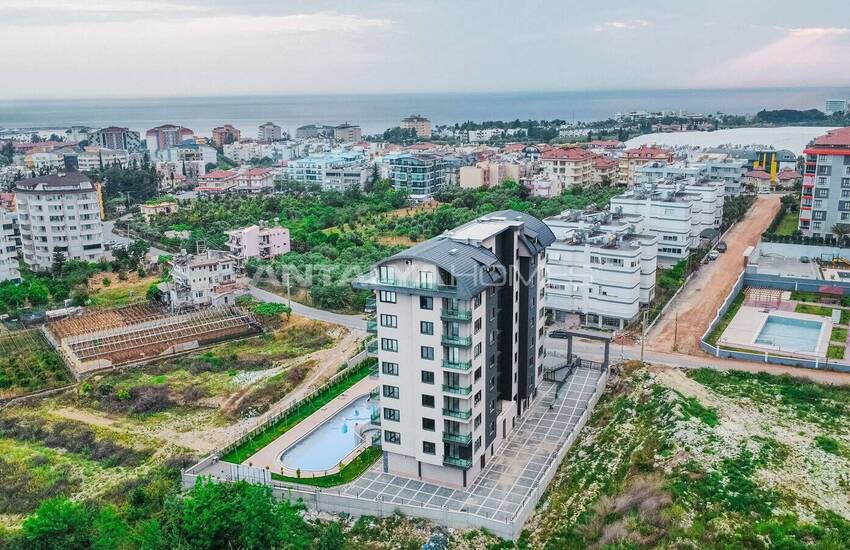 Alanya Avsallar'da Güvenlikli ve Havuzlu Sitede Daireler 5