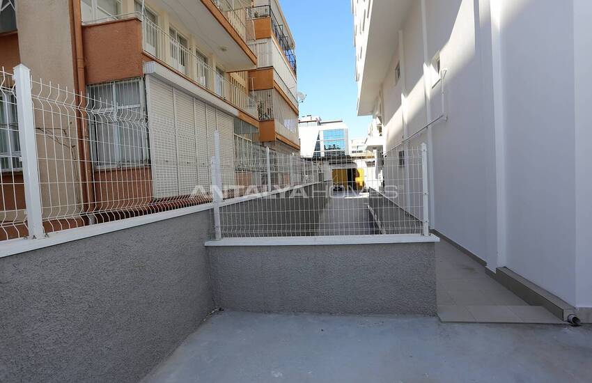 Centrally Located Business Center in Muratpasa Neighborhood 7