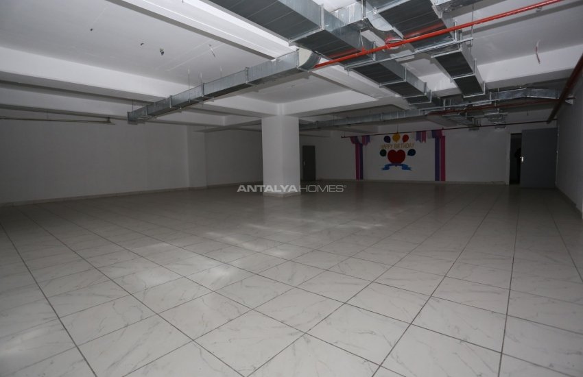 Commercial Property Close to Public Transport in Antalya 12