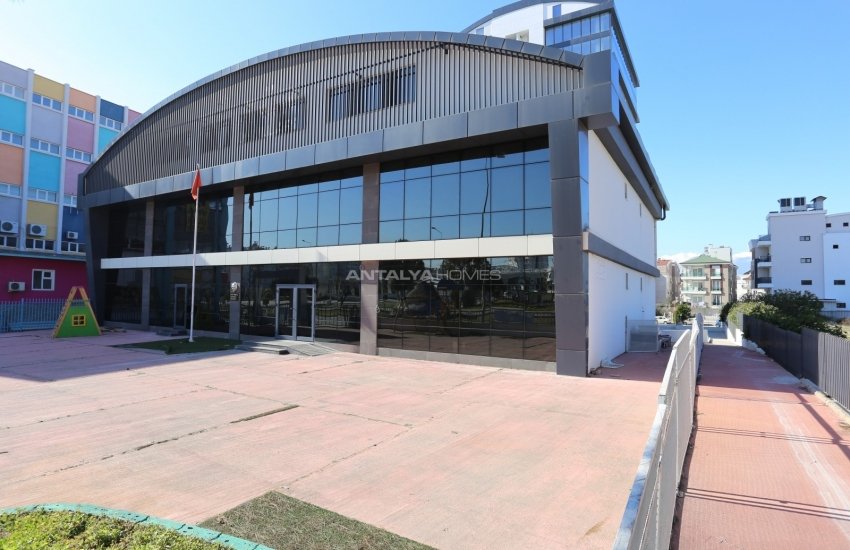 Commercial Property Close to Public Transport in Antalya 3