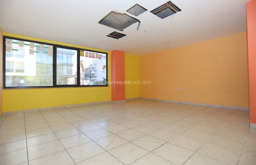 Commercial Property Close to Public Transport in Antalya 9