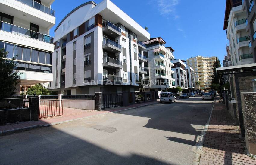 Key Ready Apartments Close to Amenities in Antalya Muratpasa 3