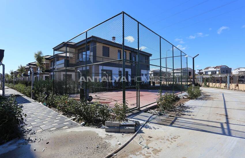 Fristående Villa I Ett Komplex Med Gemensam Pool I Dosemealti 3