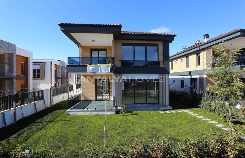 Fristående Villa I Ett Komplex Med Gemensam Pool I Dosemealti 9