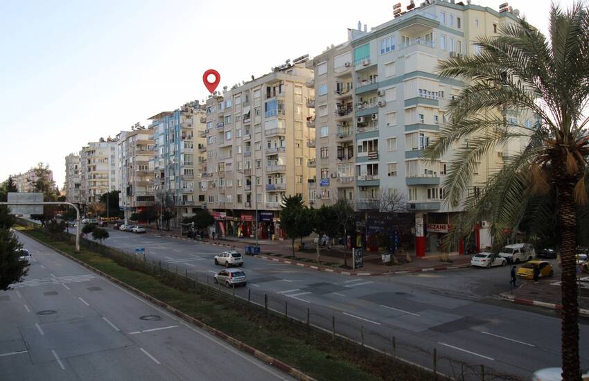 Antalya Şehir Merkezine Yakın Ana Cadde Üstünde Daire