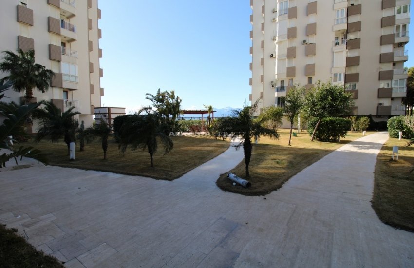 Antalya Şirinyalı'da Deniz ve Dağ Manzaralı Ferah Daire 2