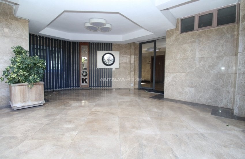 Antalya Şirinyalı'da Deniz ve Dağ Manzaralı Ferah Daire 17