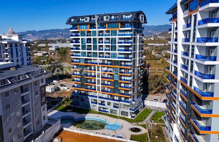 Immobilier Avec Piscines À Mahmutlar Alanya 1