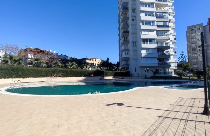 Spacious Apartment in a Luxury Complex Near Sea in Sirinyali 5