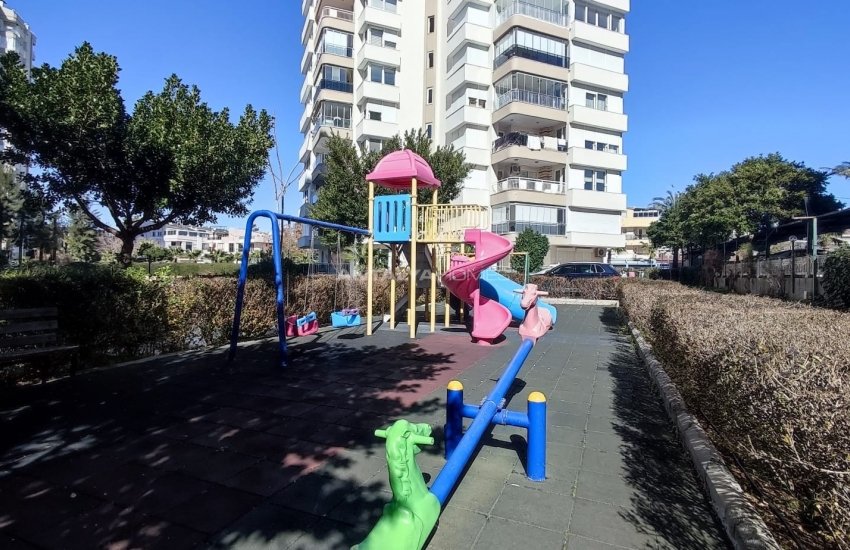 Spacious Apartment in a Luxury Complex Near Sea in Sirinyali 7