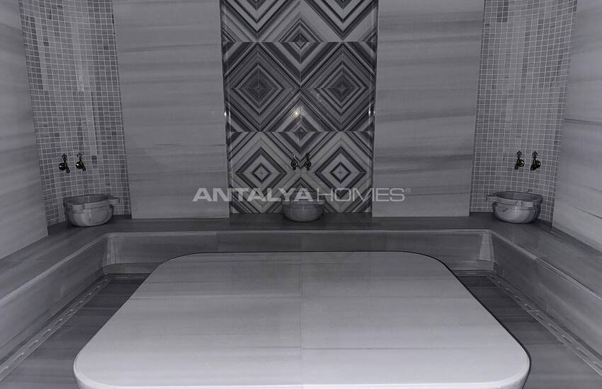 Flats in a Complex with Rich Social Facilities in Alanya 28