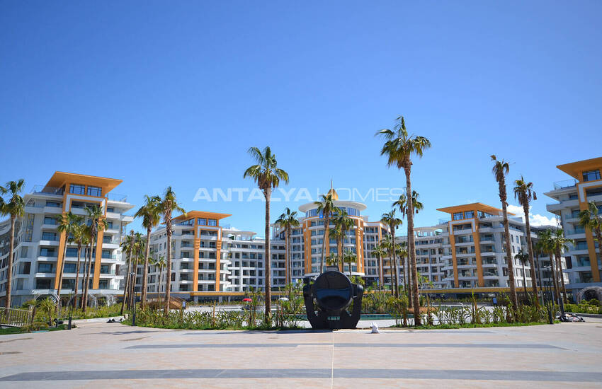 Flats in a Complex with Rich Social Facilities in Alanya 3