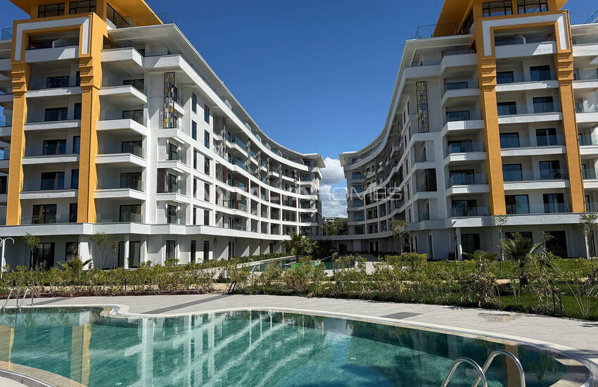 Flats in a Complex with Rich Social Facilities in Alanya 2