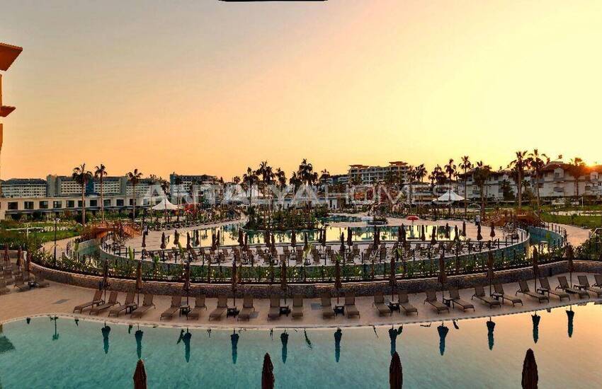 Flats in a Complex with Rich Social Facilities in Alanya 4