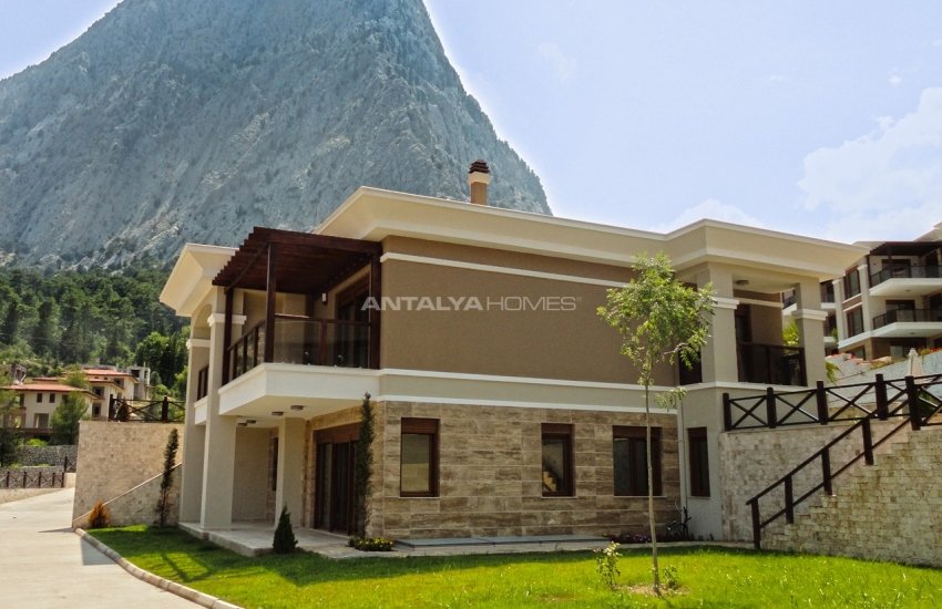 Chic Mountain and Forest View Villas in Konyaalti 12